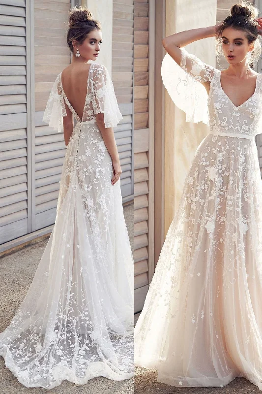 Romantic Ivory V-Neck Lace Appliques Backless Beach Wedding Dresses