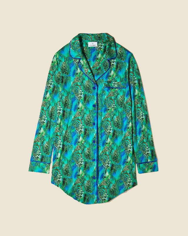 Bra with adjustable hooks for a customized fit​ Printed Nightshirt